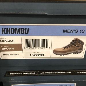 Does Khombu Men's Leather Boot Brown Hiker Ravine Waterproof different sizes